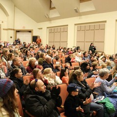 The Lynn Theater packed with guests.