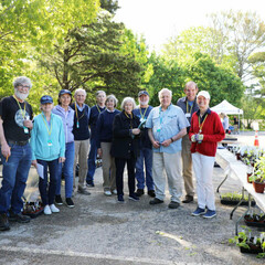 Plant sale volunteer group