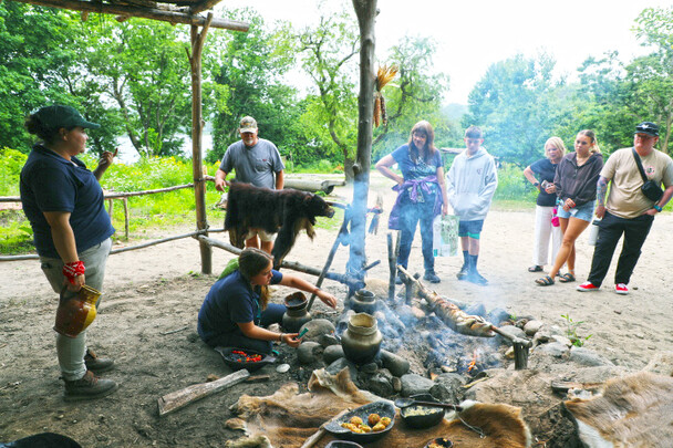 Educators cooking arbor homesite guests
