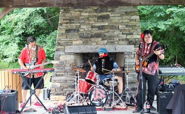 Summer music series the groovalottos center pavilion