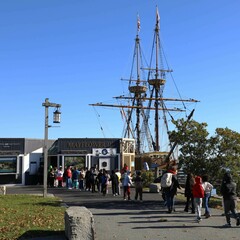 Students line up at the blue entrance building of Mayflower II.