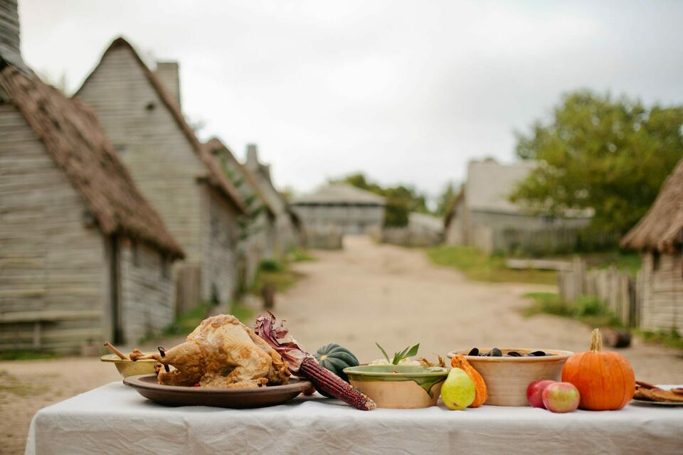 Thanksgiving table in English Village