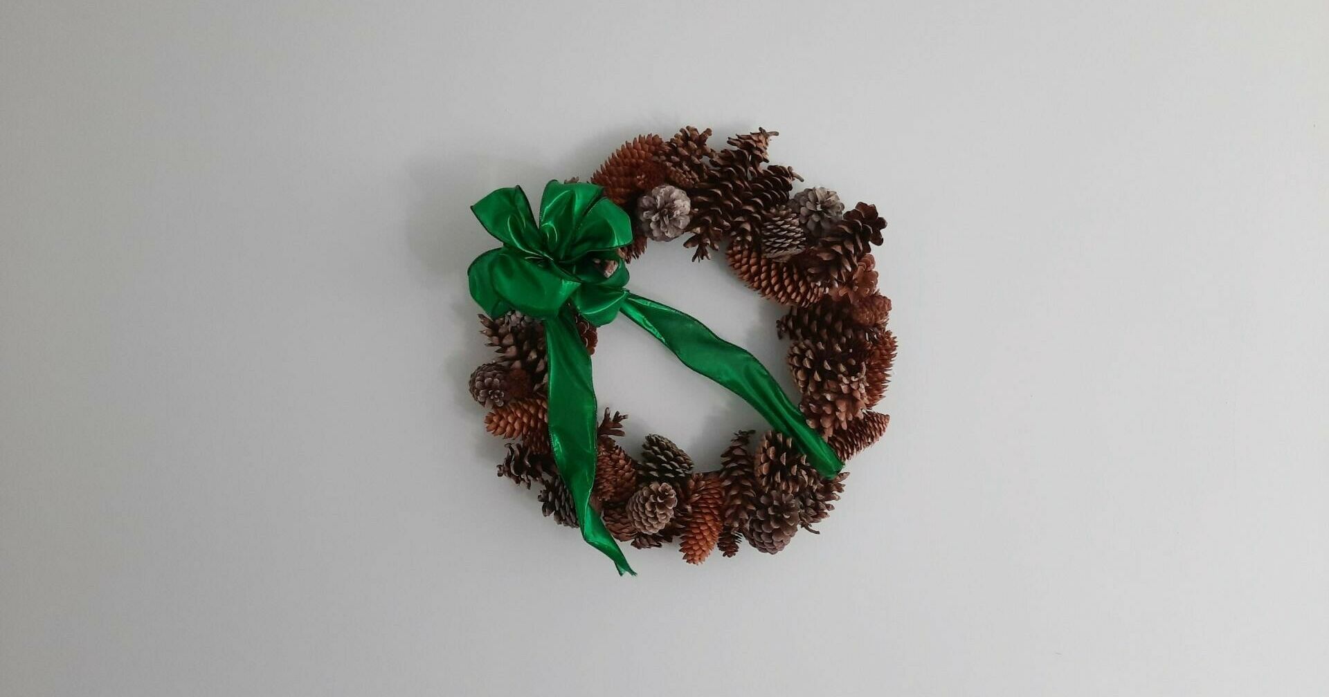 Pine cone wreath